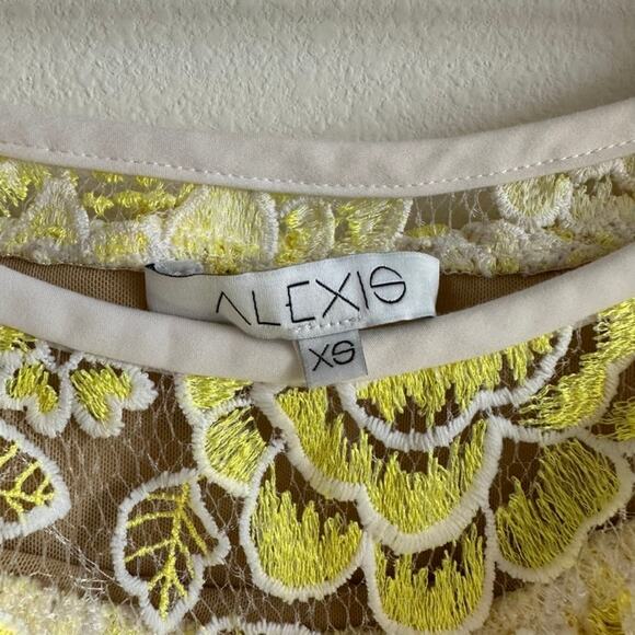 Alexis lemonade yellow crochet lace ruffle off shoulder romper XS - Picture 5 of 5